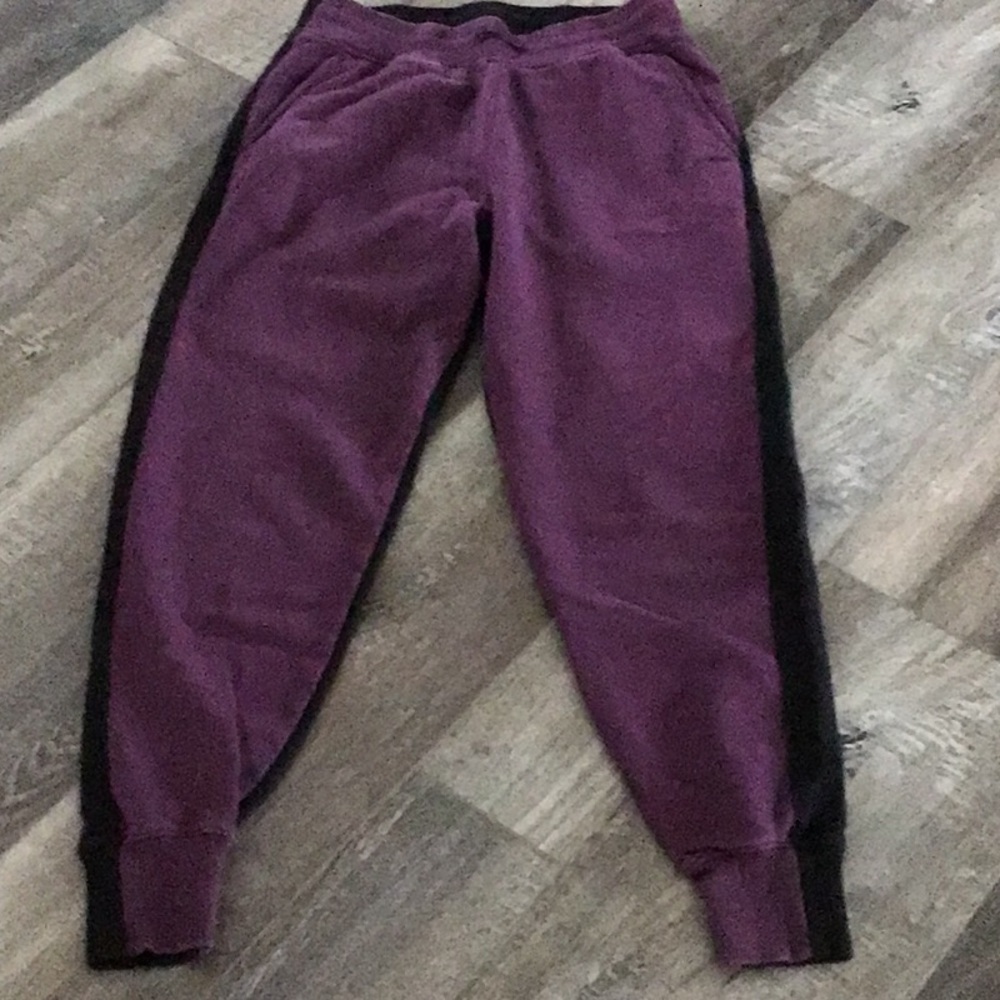 Outdoor Voices - Pickup Sweatpants - Medium (2-tone-black and purple)